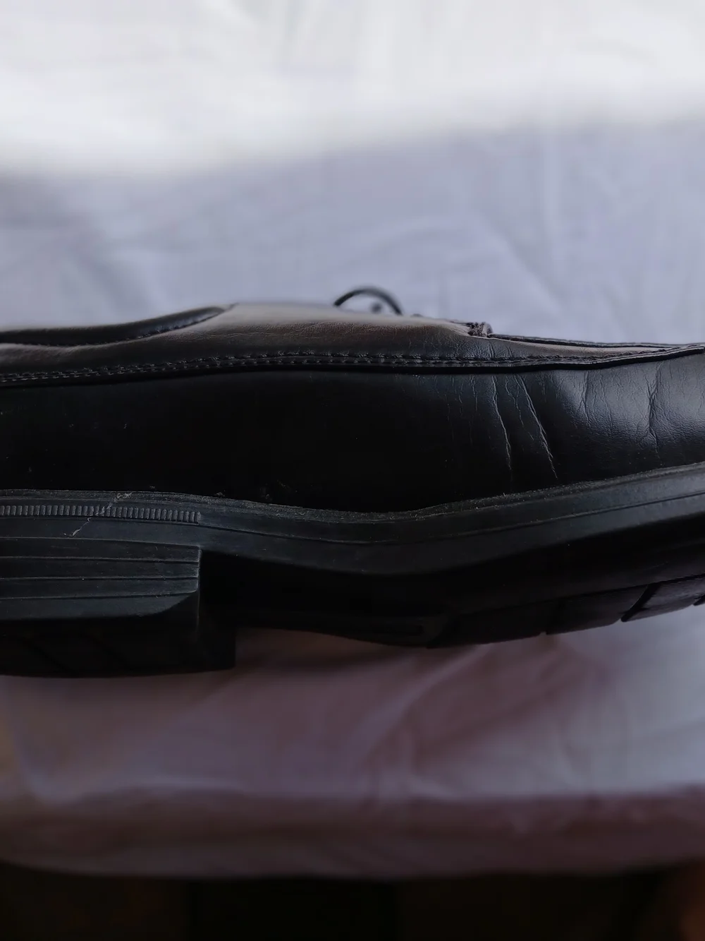 Reebok Classic Men's Black Leather Lace-Up Derby Shoes